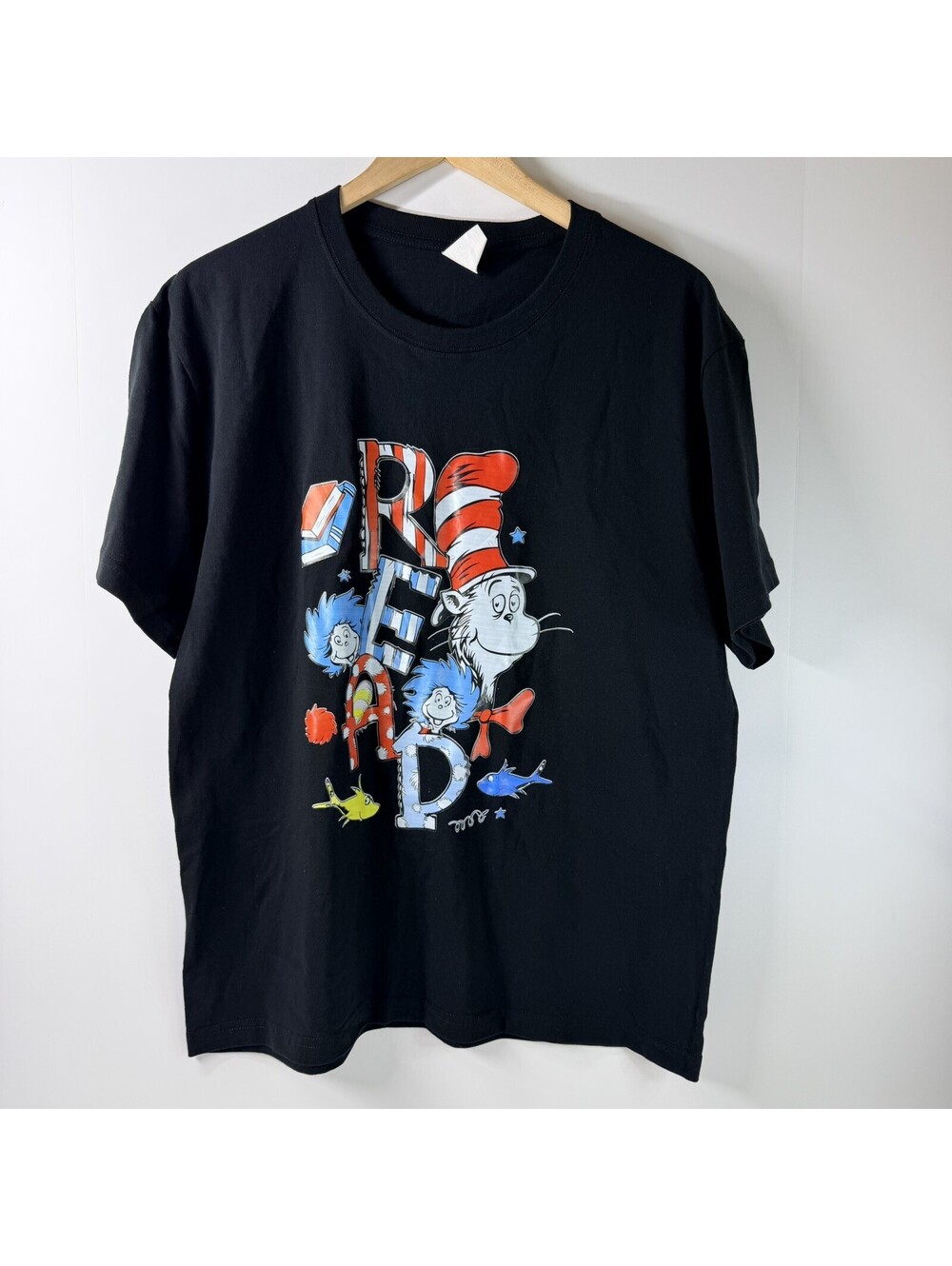 Dr. Seuss READ Cat in the Hat Graphic T Shirt Men’s L Women’s XL Black NWOT